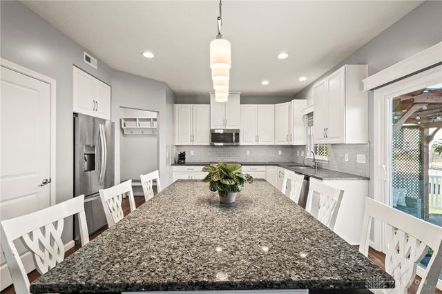 6204 Willow Oak Drive, Tipp City, OH 45371