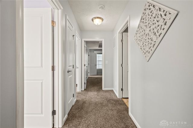 6204 Willow Oak Drive, Tipp City, OH 45371