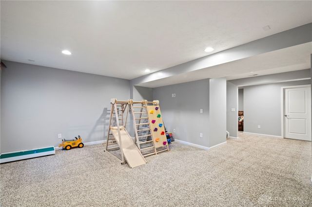 6204 Willow Oak Drive, Tipp City, OH 45371