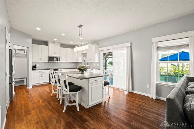 6204 Willow Oak Drive, Tipp City, OH 45371