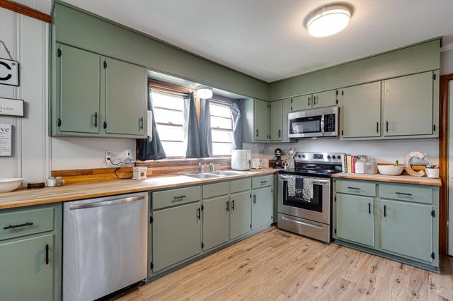 120 Cloud Springs Road, Rossville, GA 30741