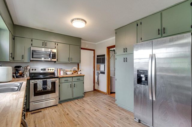 120 Cloud Springs Road, Rossville, GA 30741