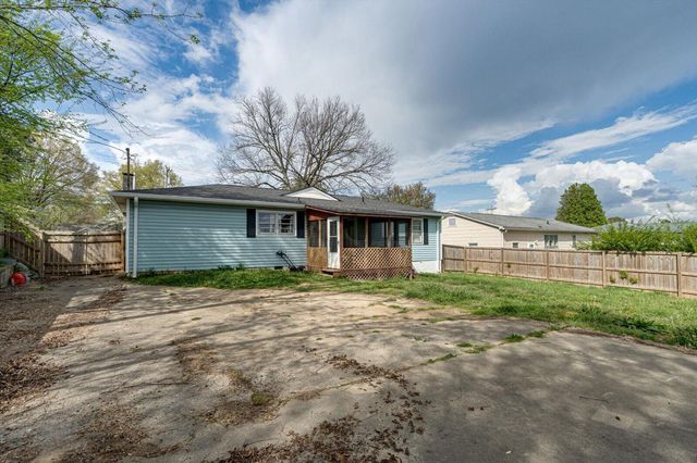 120 Cloud Springs Road, Rossville, GA 30741