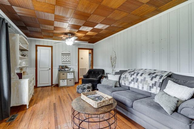 120 Cloud Springs Road, Rossville, GA 30741