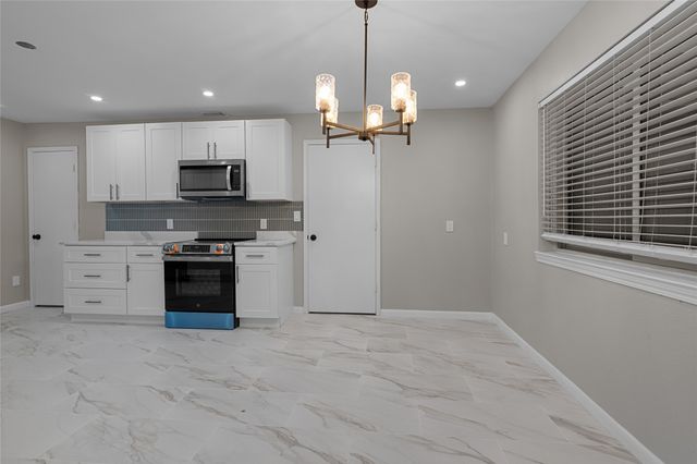 30 Crestwood Drive, Trophy Club, TX 76262