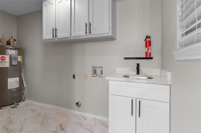 30 Crestwood Drive, Trophy Club, TX 76262