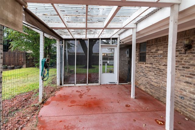 30 Crestwood Drive, Trophy Club, TX 76262