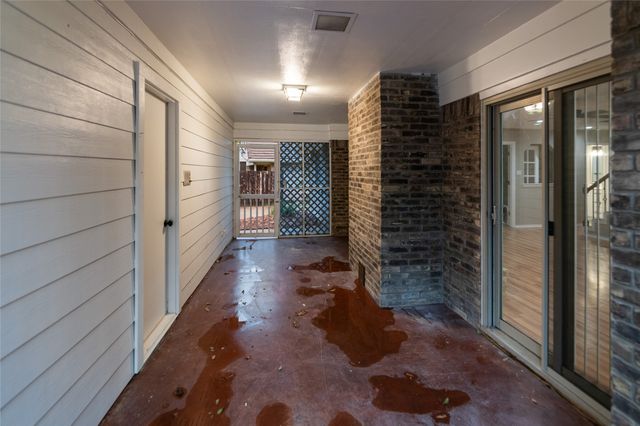 30 Crestwood Drive, Trophy Club, TX 76262