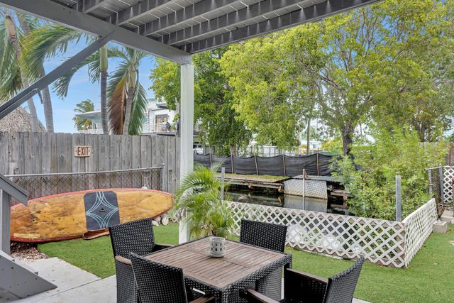 7 Avenue D, Key Largo, FL 33037