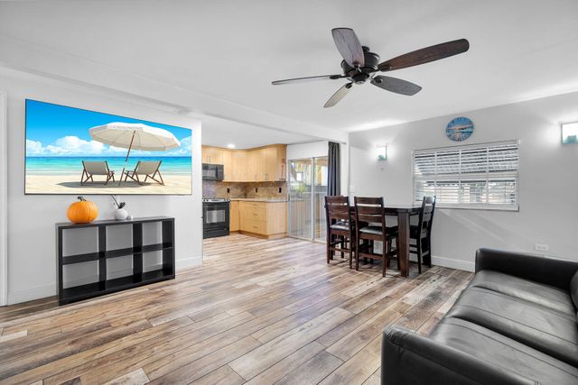 7 Avenue D, Key Largo, FL 33037