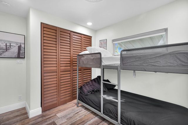 7 Avenue D, Key Largo, FL 33037