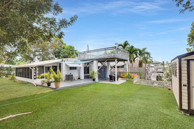 7 Avenue D, Key Largo, FL 33037