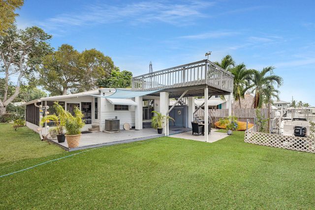 7 Avenue D, Key Largo, FL 33037