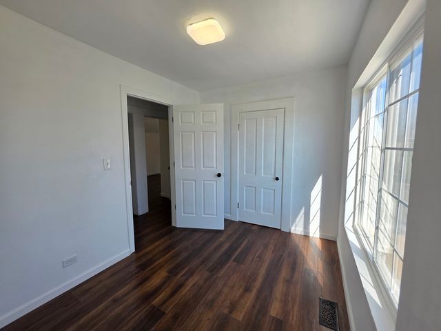 122 Hawley Street, Grayslake, IL 60030