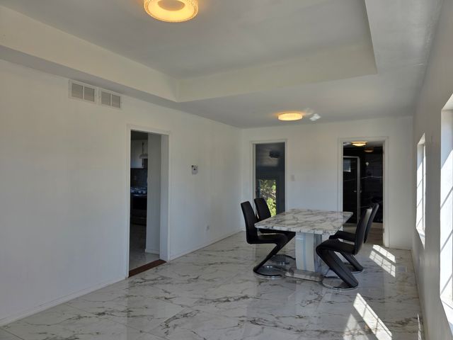 122 Hawley Street, Grayslake, IL 60030