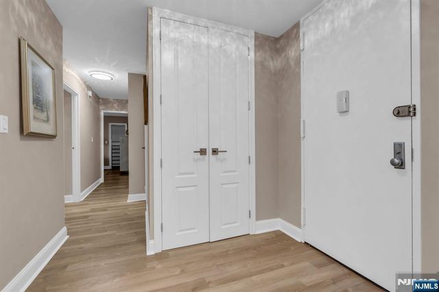 300 Winston Drive 2523, Cliffside Park, NJ 07010