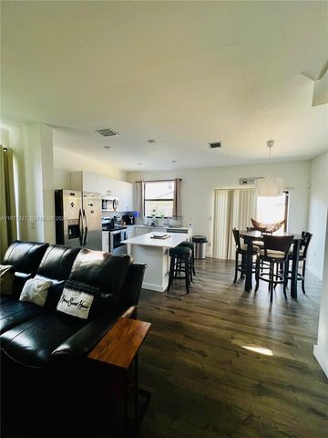 11715 SW 245th Ter, Homestead, FL 33032