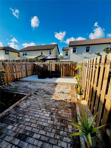 11715 SW 245th Ter, Homestead, FL 33032