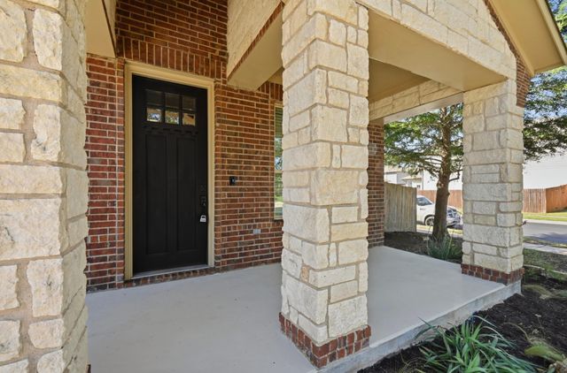 351 Wincliff DR, Buda, TX 78610