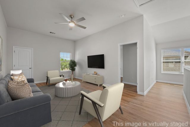 351 Wincliff DR, Buda, TX 78610