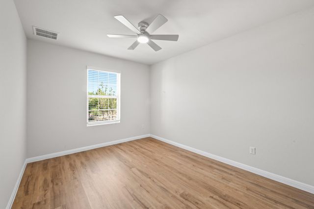 351 Wincliff DR, Buda, TX 78610