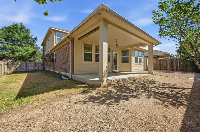 351 Wincliff DR, Buda, TX 78610