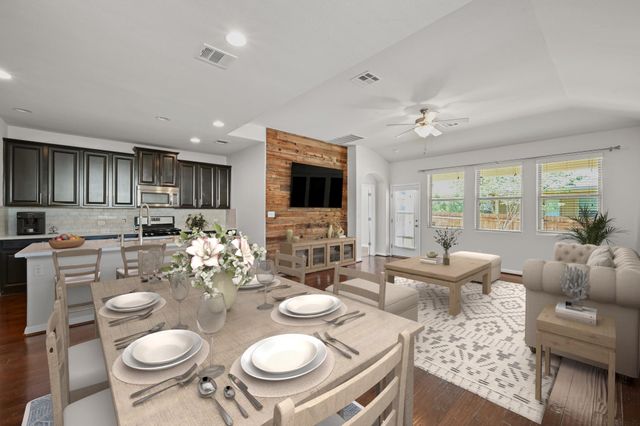 351 Wincliff DR, Buda, TX 78610