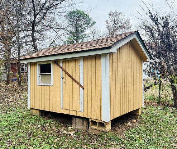 1847 N Allen Lane, Oklahoma City, OK 73127