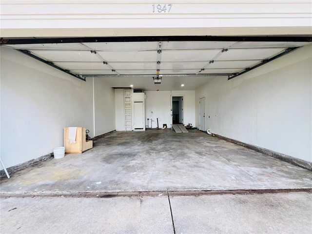 1847 N Allen Lane, Oklahoma City, OK 73127