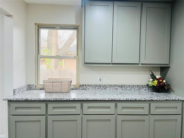 1847 N Allen Lane, Oklahoma City, OK 73127