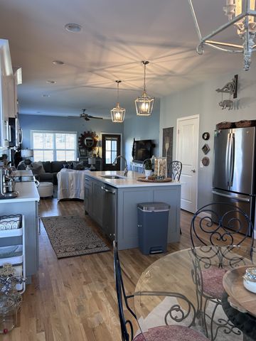 207 Walnut St, N, Springfield, TN 37172