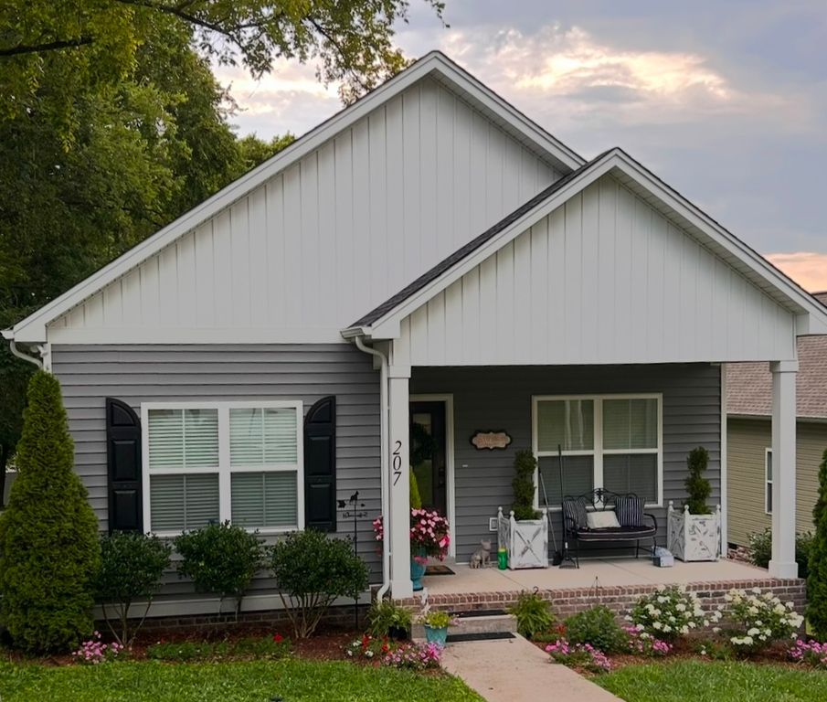 207 Walnut St, N, Springfield, TN 37172