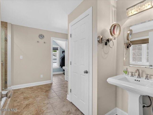 17 Forestbrook Drive, Ballston, NY 12019