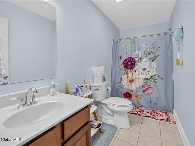 17 Forestbrook Drive, Ballston, NY 12019