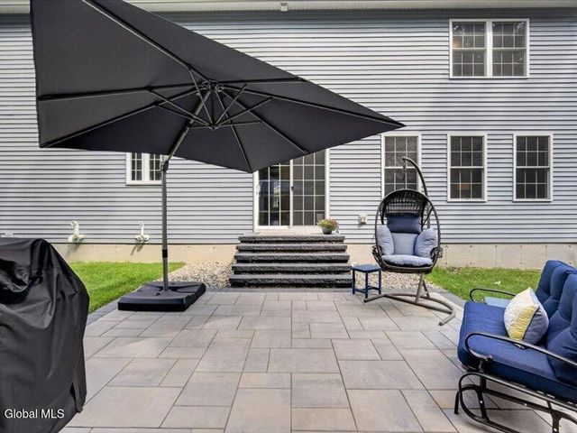 17 Forestbrook Drive, Ballston, NY 12019