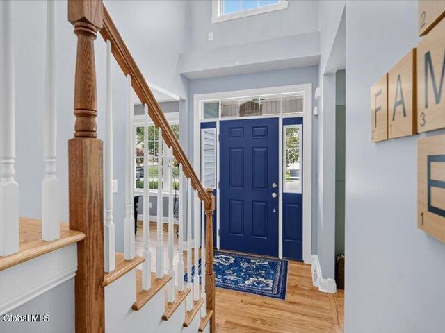 17 Forestbrook Drive, Ballston, NY 12019