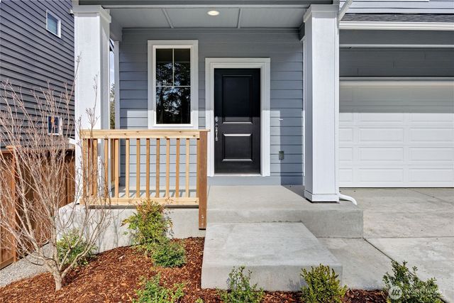 278 NE Shadowhawk Lane, Bremerton, WA 98311