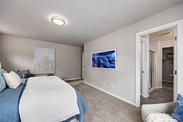 278 NE Shadowhawk Lane, Bremerton, WA 98311