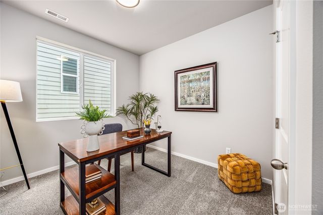 278 NE Shadowhawk Lane, Bremerton, WA 98311