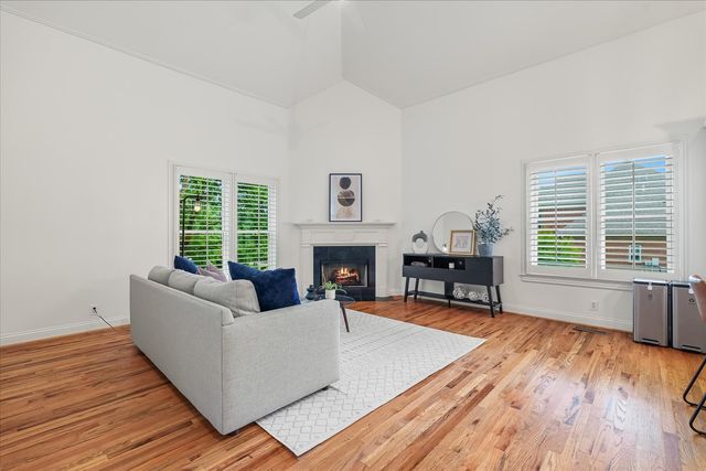 1510 Knox Valley Dr, Brentwood, TN 37027