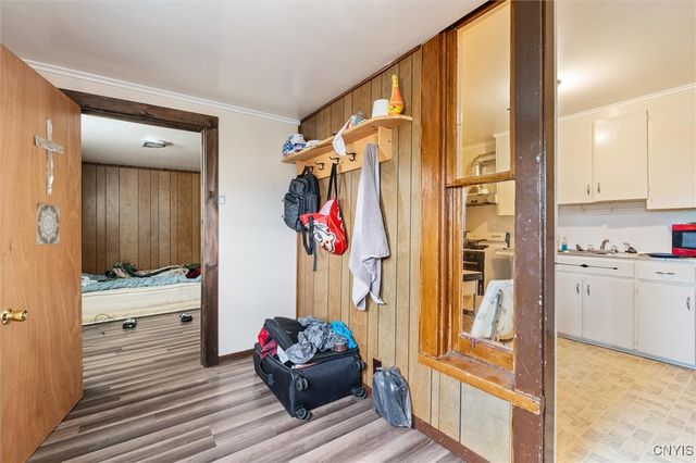 1 Seneca Avenue, Vernon, NY 13421