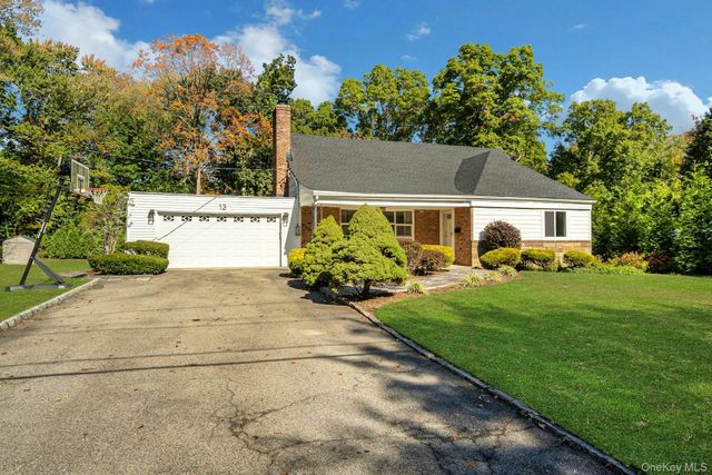13 Colonial Road, Scarsdale, NY 10583