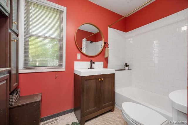 1469 Browning Street, Ferndale, MI 48220