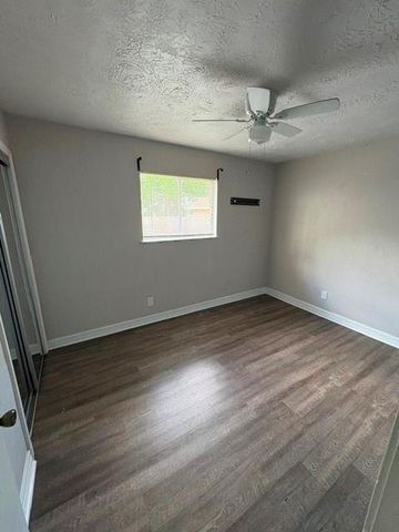 3310 Ashwyne Court, La Porte, TX 77571