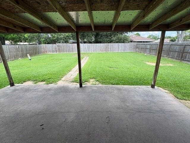 3310 Ashwyne Court, La Porte, TX 77571