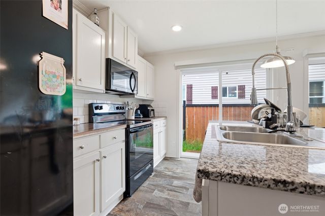 114 S Diamond Street, Centralia, WA 98531