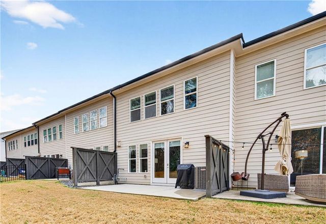 166 Bellehaven Drive, Woodstock, GA 30188