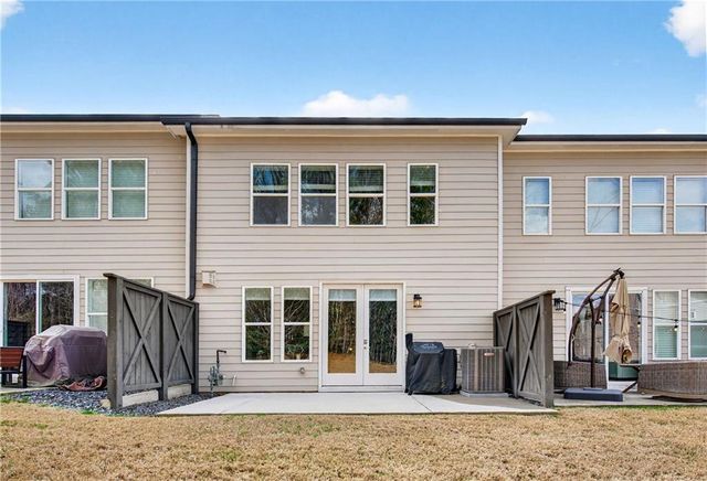 166 Bellehaven Drive, Woodstock, GA 30188