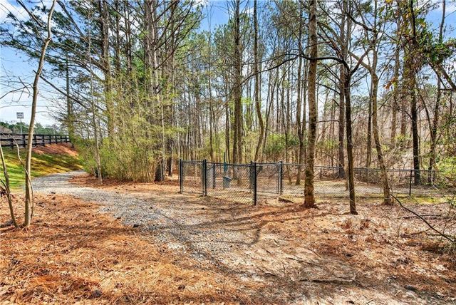 166 Bellehaven Drive, Woodstock, GA 30188