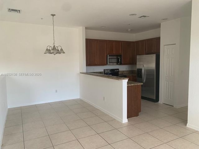 9070 Preston Pl 9070, Tamarac, FL 33321